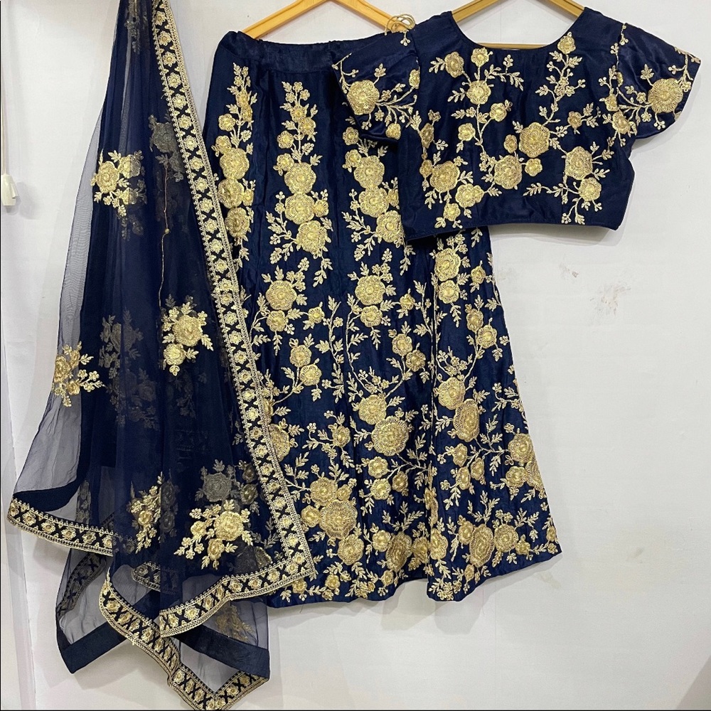 Women’s navy blue lehenga